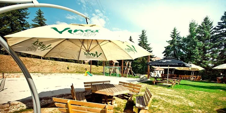 Aktivní dovolená pro dva se snídaní a relaxem nedaleko ZOO a safari Dvůr Králové