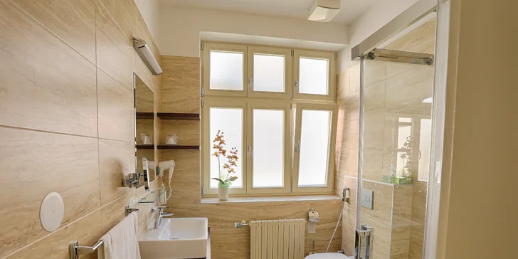 Piešťany: hotel přímo v srdci lázeňského ostrova, procedura a polopenze