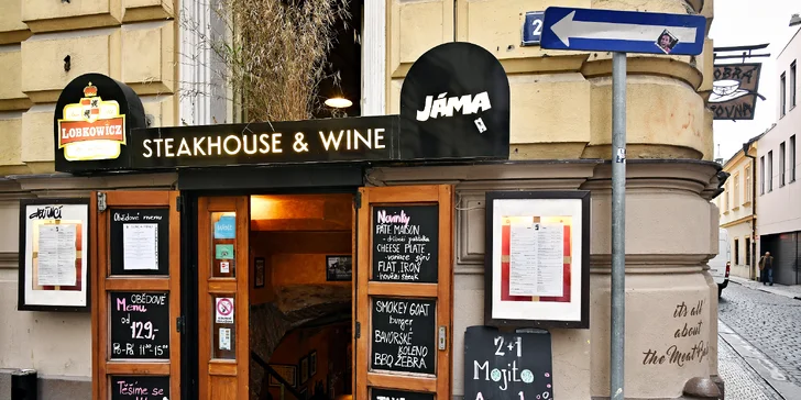 Jídlo pro partu: kilový burger podle výběru a sleva na čepované pivo