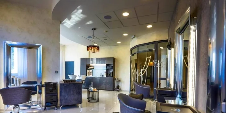 Luxusní pobyt ve 4* hotelu na Vinohradech: snídaně a možnost wellness