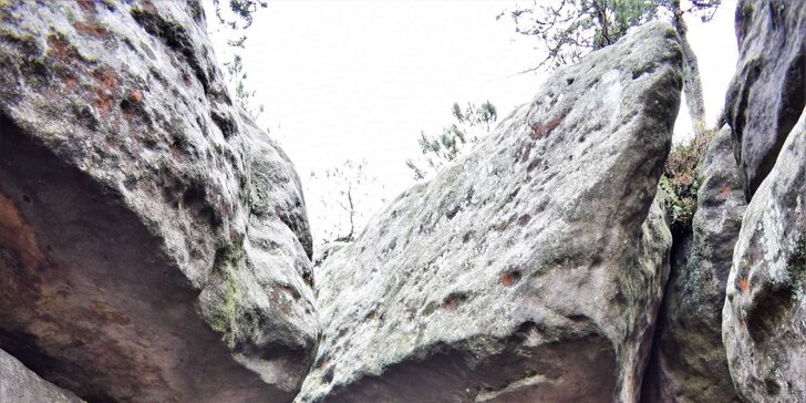 1denní výlet do Polska: 8km nenáročná túra s průvodcem po Bludných skalách