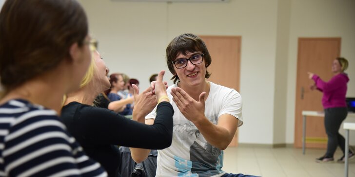 2 lekce úvodního kurzu českého znakového jazyka v centru znakového jazyka