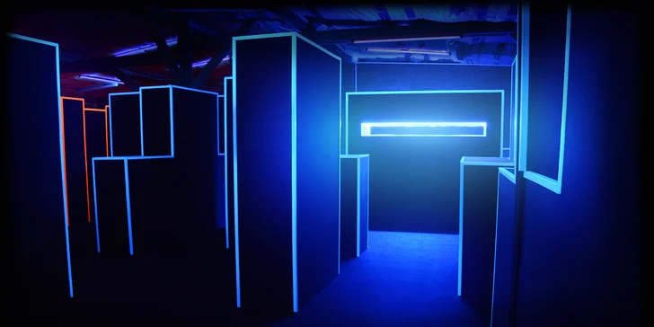 Akce a zábava: laser game ve špičkové moderní aréně pro 2-8 hráčů