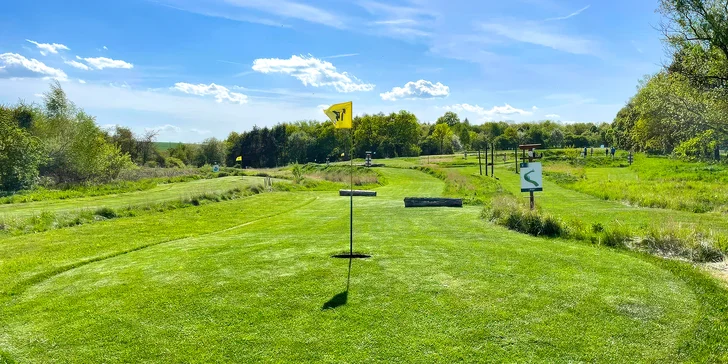 Celodenní vstup na certifikované hřiště pro fotbalgolf u Rakovníka pro 1-2 osoby