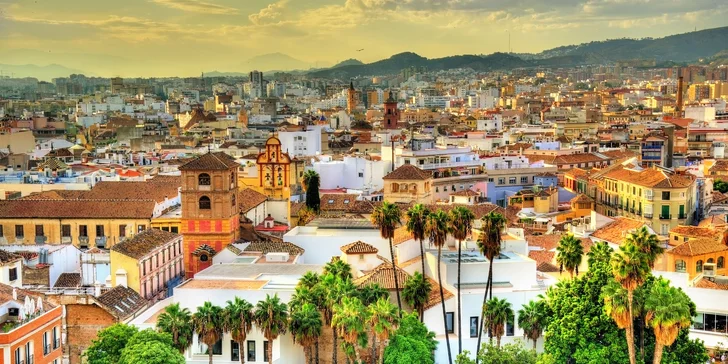 Letecky do Andalusie: 6 nocí se snídaní, návštěva Málagy a další program