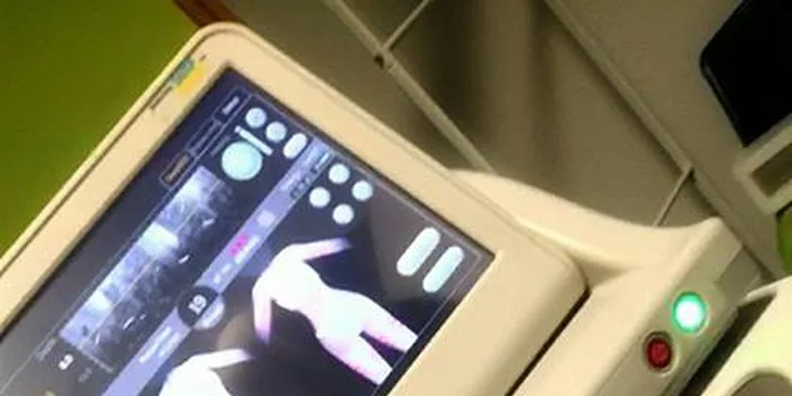 Rozlučte se s celulitidou: přístrojová lymfodrenáž nohou, břicha i rukou