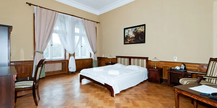 Polská pohádka pro pár i rodinu: 2–7 nocí se snídaní v luxusních komnatách romantického hradu
