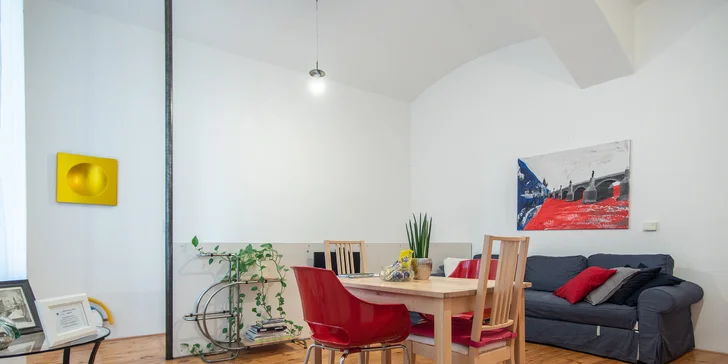Designové apartmány s plnou výbavou pro pár i rodinu: v samém centru Prahy, 5 min. od Staromáku