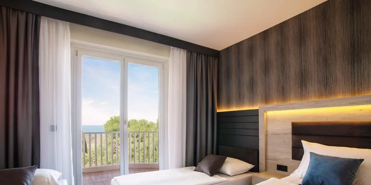 Dovolená v letovisku Izola: 4* hotel, snídaně, bazén, pláž s tobogánem, 2 děti do 14,9 let zdarma