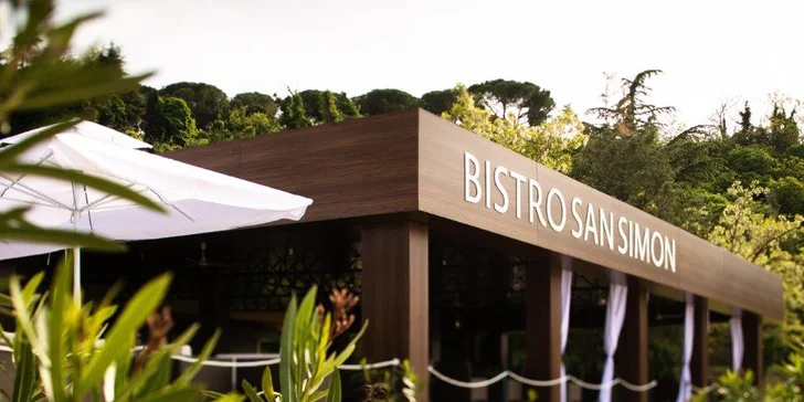 Rodinná dovolená v letovisku Izola: 4* hotel u pláže s obřím toboganem i all inclusive servisem