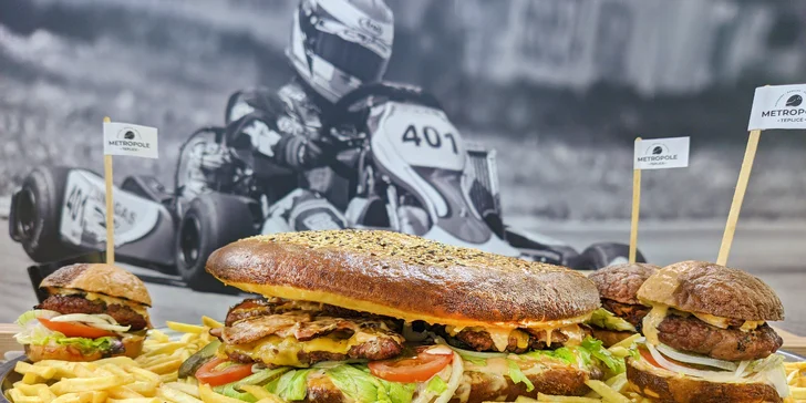 Bowling a bramborové lupínky nebo burgery v mini, klasik i mega verzi