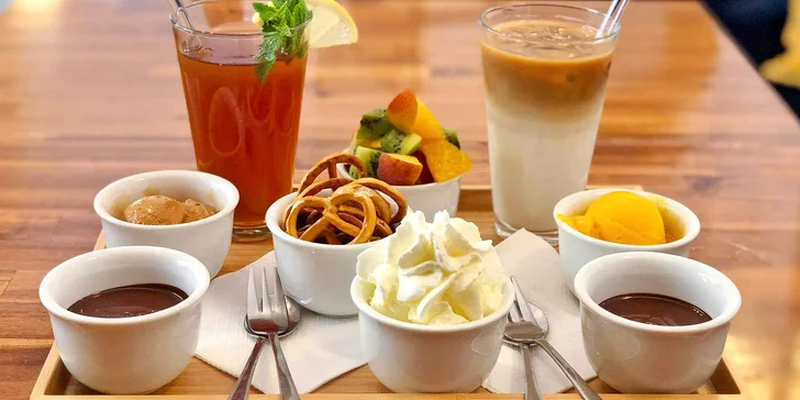 Dobrota v Chocafé: čokoládové fondue se zmrzlinou a ledové nápoje podle výběru pro dva