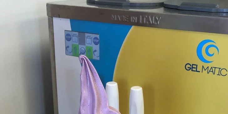 Pořádná porce zmrzliny: 910 ml míchané zmrzliny, v ceně i termobox