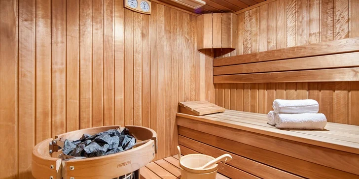 Dovolená v centru Vratislavi: moderní hotel, relax zóna se suchou saunou a fitkem, snídaně