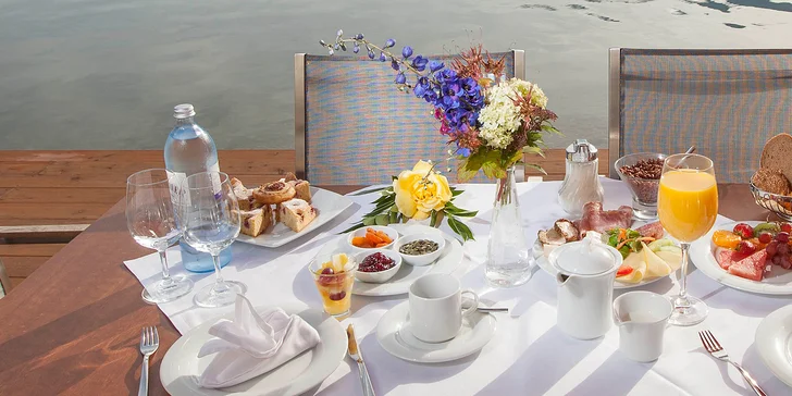 4* hotel v rakouském Zell am See: na břehu jezera, s polopenzí a neomezeným wellness