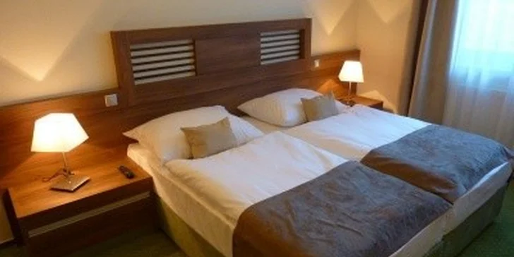 3299 Kč za třídenní relaxační pobyt PRO DVA ve Wellness hotelu Pod Kyčmolem****. Neomezený vstup do vířivky a sauny, skvělé masáže a možnost lyžování.
