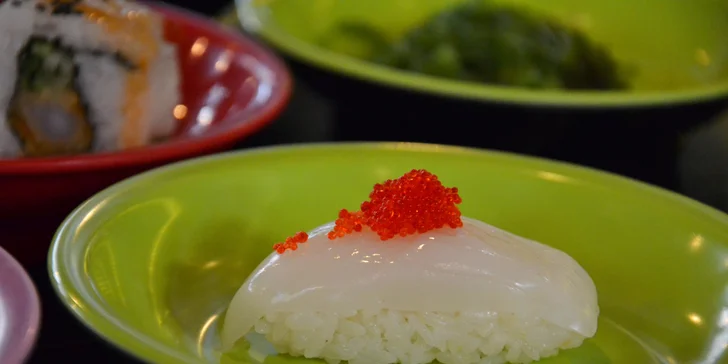 Running sushi: 2 hodiny neomezeného hodování pro 1 nebo 2 osoby či rodinu