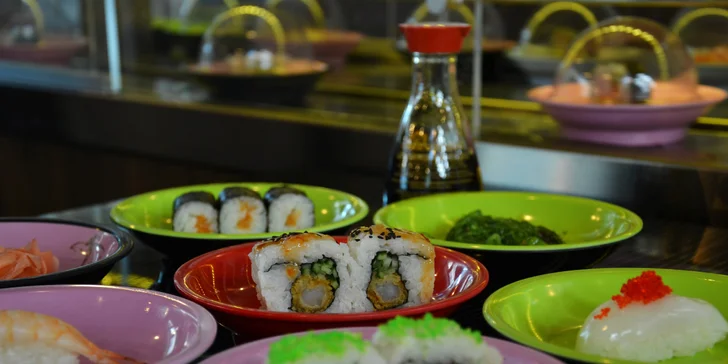 Running sushi: 2 hodiny neomezeného hodování pro 1 nebo 2 osoby či rodinu