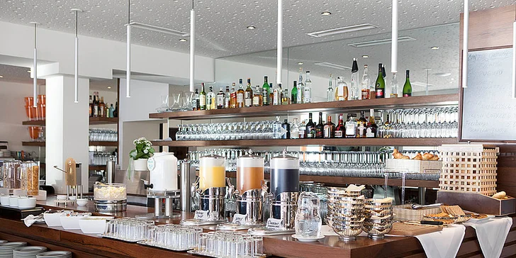 4* hotel v rakouském Zell am See: na břehu jezera, s polopenzí a neomezeným wellness