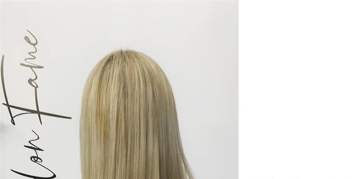 Kadeřnické balíčky: dámský střih, barvení odrostů, detox nebo keratin na vlasy