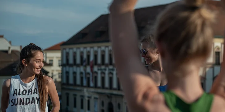 Protáhněte tělo: jóga dle výběru kousek od centra, parkování zdarma
