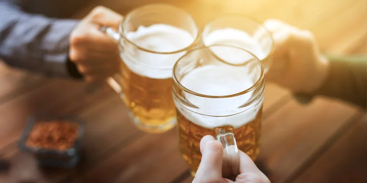 Pohoda v Hradci Králové: příjemné pokoje, bufetové snídaně a neomezená konzumace točeného piva Budweiser Budvar