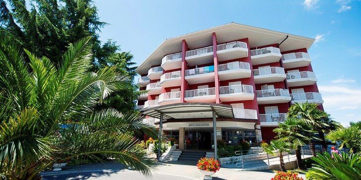 Rodinná dovolená v letovisku Izola: 4* hotel u pláže s obřím toboganem i all inclusive servisem