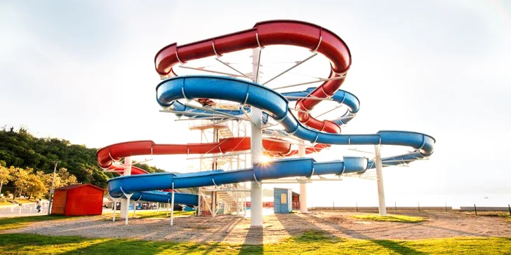 Dovolená v letovisku Izola: 4* hotel, snídaně, bazén, pláž s tobogánem, 2 děti do 14,9 let zdarma
