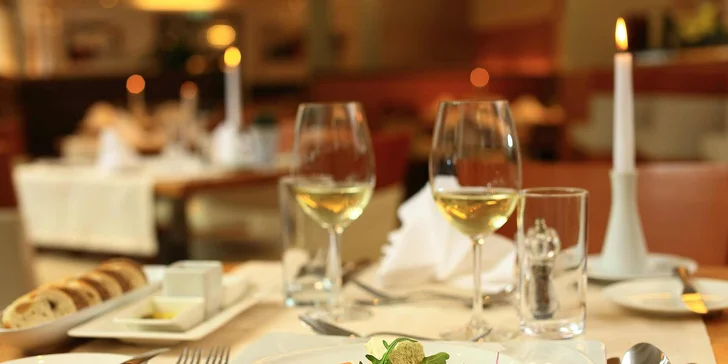 Romantický pobyt ve Vídni: 5* hotel se snídaní, návštěva slavné kavárny