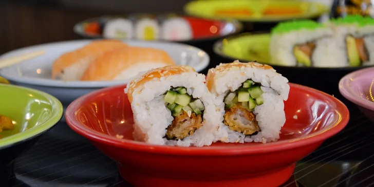 Running sushi: 2 hodiny neomezeného hodování pro 1 nebo 2 osoby či rodinu