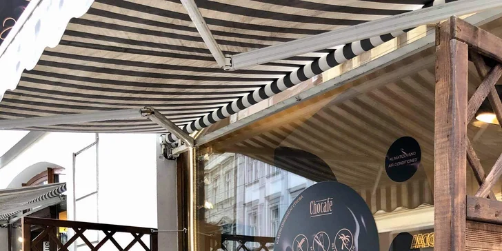 Dobrota v Chocafé: čokoládové fondue s ovocem i marshmallows a 2 horké nápoje podle výběru