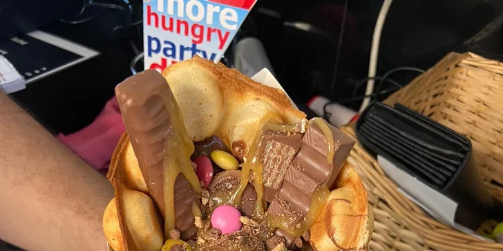 Slané či sladké waffle dle výběru a nápoj k tomu pro 1 i 2