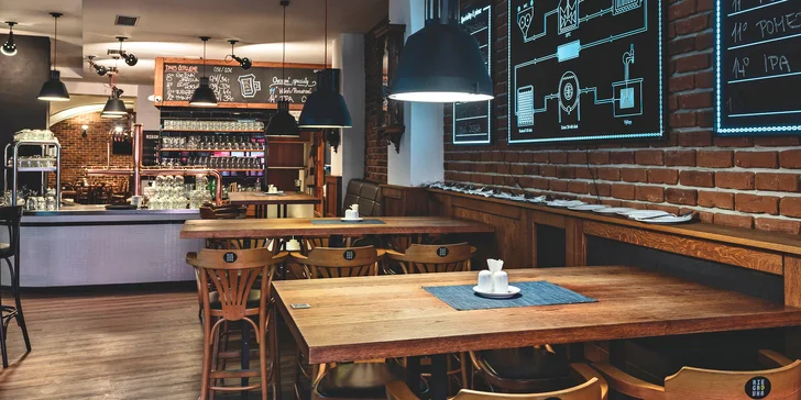 Posezení v Riegrovce pro 2 osoby: kuřecí stripsy, hranolky a pivo IPA z vlastního minipivovaru