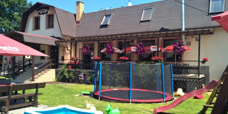 Rodinná dovolená v Beskydech: polopenze, privátní wellness a pobyt až pro 2 děti zdarma