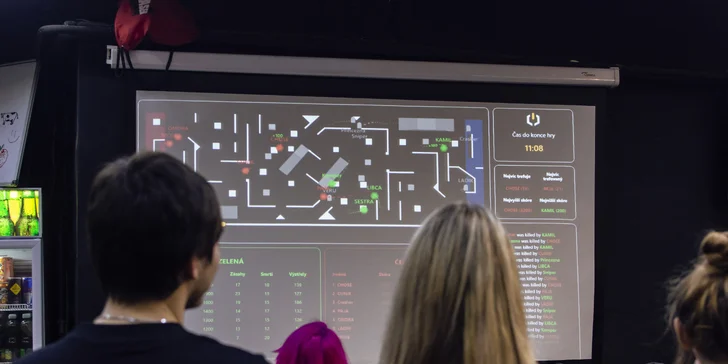 Vyrazte se pobavit na laser game: akční nebo taktická zábava pro 4–12 hráčů