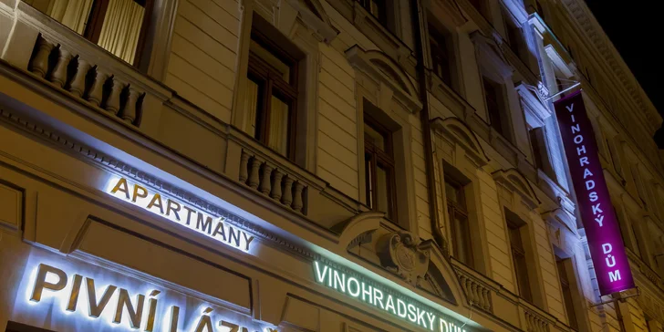 Pobyt na Vinohradech pro dva: moderní vybavený apartmán s kuchyňkou