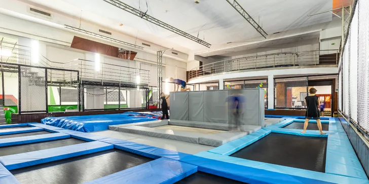 Trampolínový ráj se spoustou atrakcí: 1, 2 nebo 3 hodiny pro malé i velké