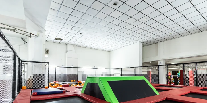 Trampolínový ráj se spoustou atrakcí: 1, 2 nebo 3 hodiny pro malé i velké