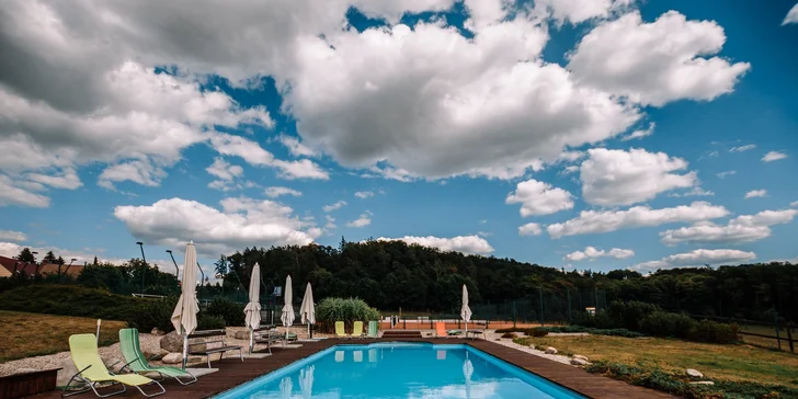 4* luxus ve Velichovkách: pobyt na 2–8 dní, snídaně či polopenze, wellness a bazén