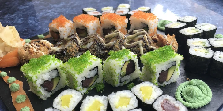 Sushi v centru Vyškova: 24 kousků i s krevetami nebo velký set 38 rolek