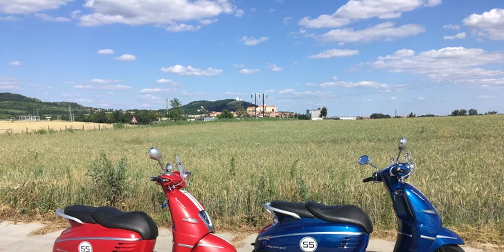 Vyjeďte si na výlet: zapůjčení skútru Peugeot i s přilbou a zámkem na 12 hod., den či víkend