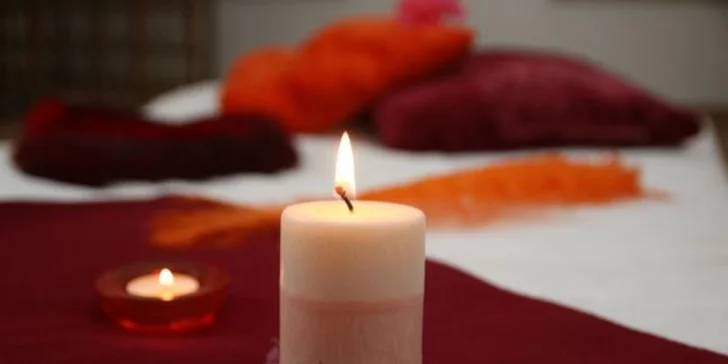 120 minut smyslného relaxu pro ženy: tantra masáž