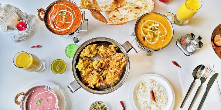 Indické kuřecí i vege pochoutky pro 2 osoby: předkrm, hlavní jídlo s přílohou i dezert