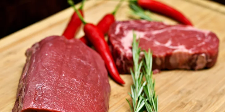 3chodové argentinské menu pro 2 osoby: chobotnice, dva druhy steaků i dezert s kávou