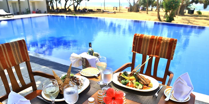 Exotická Srí Lanka: 4* resort se zahradou, bazény a přímo u písčité pláže