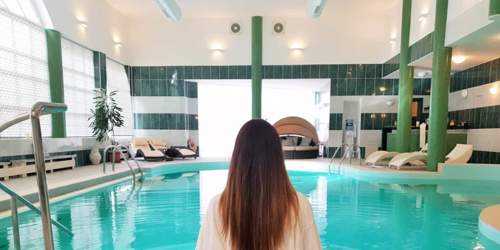 Romantický pobyt na Slovensku: 4* historický zámeček se snídaní či polopenzí a neomezeným wellness