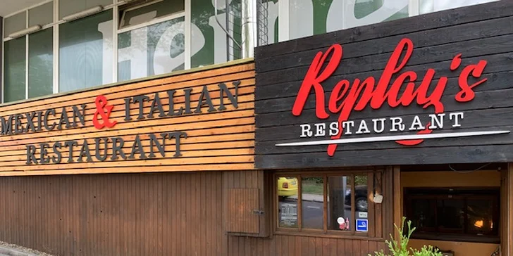 S partou za zábavou: hodina bowlingu až pro 6 osob a italská pizza