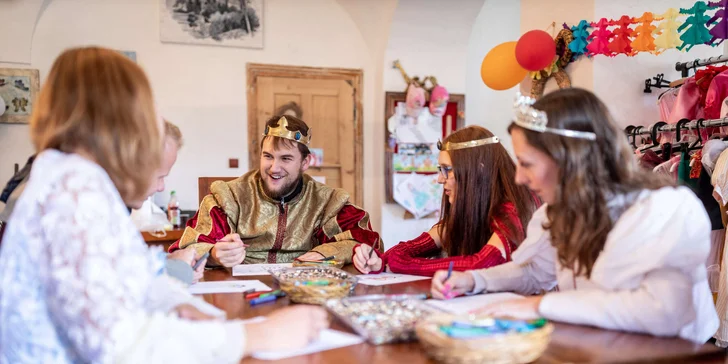 Pohádková či historická prohlídka zámku Horní Libchava i zákusky a káva v cukrárně