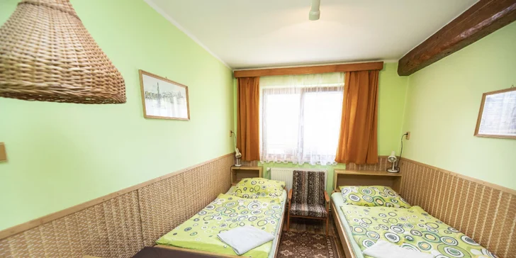 Pobyt v romantické Telči: pohodový rodinný penzion, snídaně a výlety