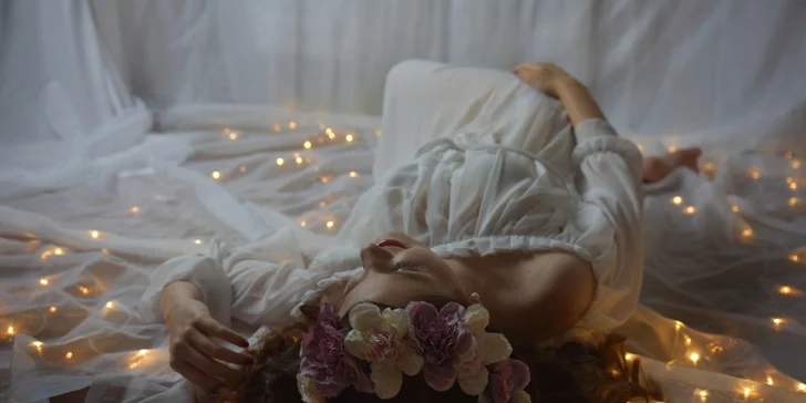 Proměna vizáže s focením pro jednu i dvě osoby: glamour, fantasy i těhotenské focení